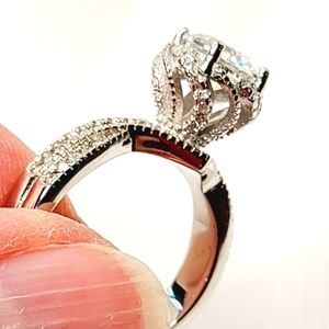 Moissanite Solitare Embellished Crown Ring